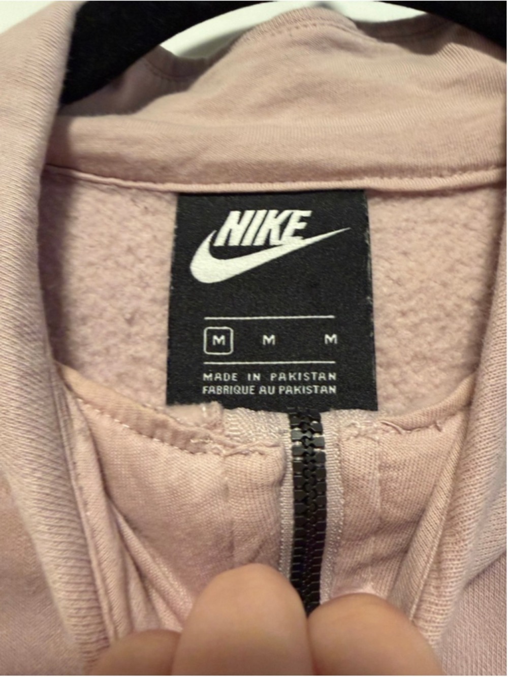 Nike Women’s Pink Mauve Quarter Zip Pullover - Size Medium - Picture 7 of 10